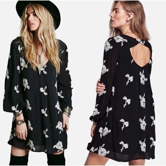 Free People Dresses & Skirts - Free People Embroidered Floral Mini Tunic Dress